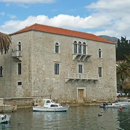 Ida * Kaštela